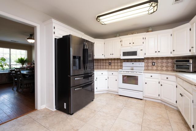 12601 Misty Creek Drive, Little Rock, AR 72211