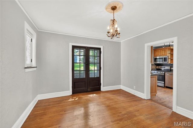 7326 Arlington Drive, Richmond Heights, MO 63117