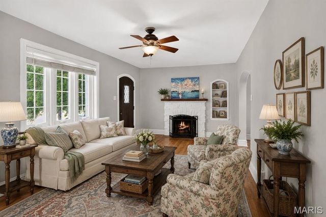 7326 Arlington Drive, Richmond Heights, MO 63117