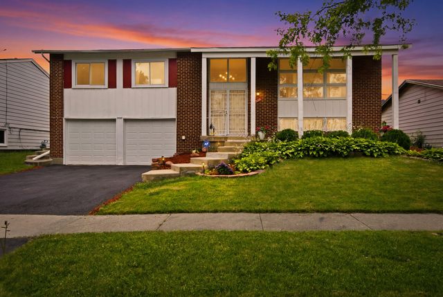 17731 Arlington Drive, Country Club Hills, IL 60478