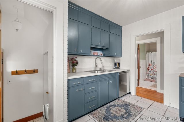 117 Allhands Avenue, Sellersburg, IN 47172