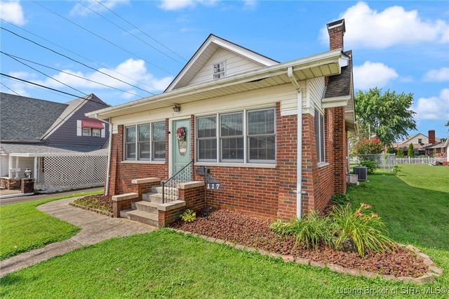 117 Allhands Avenue, Sellersburg, IN 47172