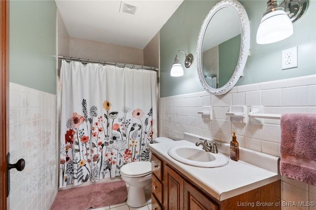 117 Allhands Avenue, Sellersburg, IN 47172