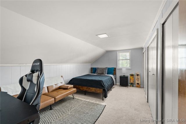 117 Allhands Avenue, Sellersburg, IN 47172