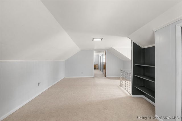 117 Allhands Avenue, Sellersburg, IN 47172