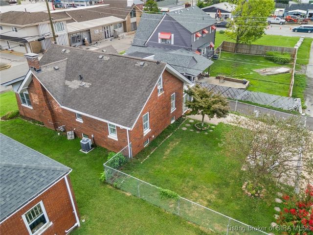 117 Allhands Avenue, Sellersburg, IN 47172