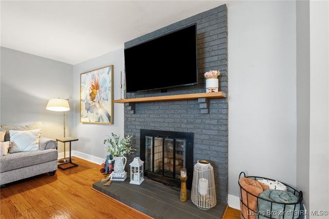 117 Allhands Avenue, Sellersburg, IN 47172