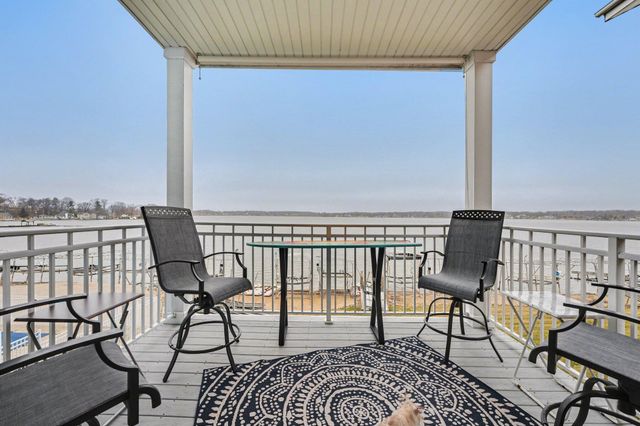 13246 E Lake Shore Drive 202, Cedar Lake, IN 46303