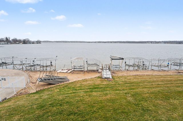 13246 E Lake Shore Drive 202, Cedar Lake, IN 46303