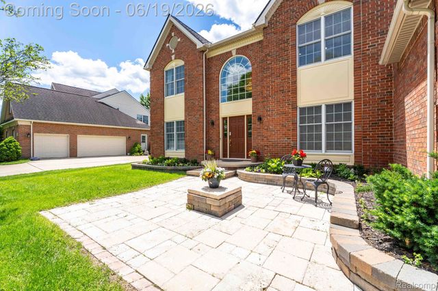 25035 Samoset Court, Novi, MI 48374