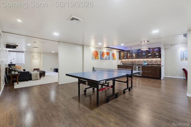 25035 Samoset Court, Novi, MI 48374