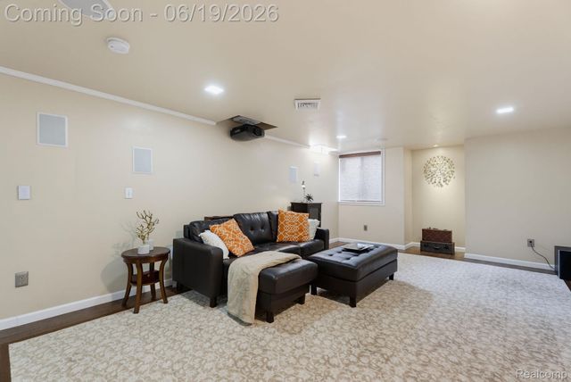 25035 Samoset Court, Novi, MI 48374