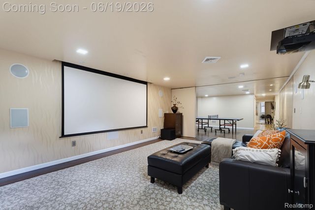 25035 Samoset Court, Novi, MI 48374