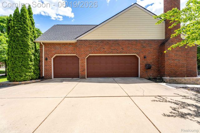 25035 Samoset Court, Novi, MI 48374