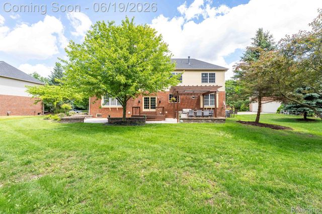 25035 Samoset Court, Novi, MI 48374