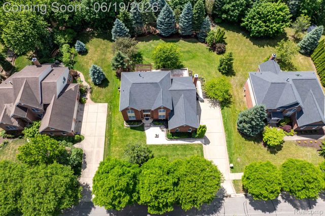 25035 Samoset Court, Novi, MI 48374