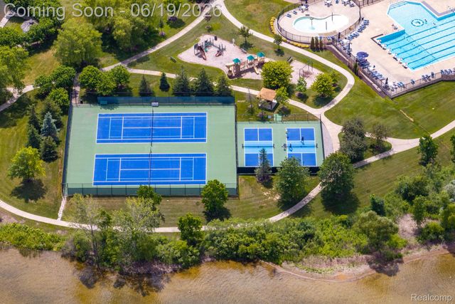 25035 Samoset Court, Novi, MI 48374