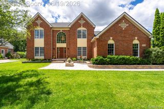 25035 Samoset Court, Novi, MI 48374