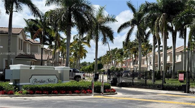 909 NE 42nd Ave, Homestead, FL 33033