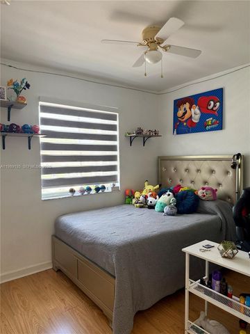 909 NE 42nd Ave, Homestead, FL 33033