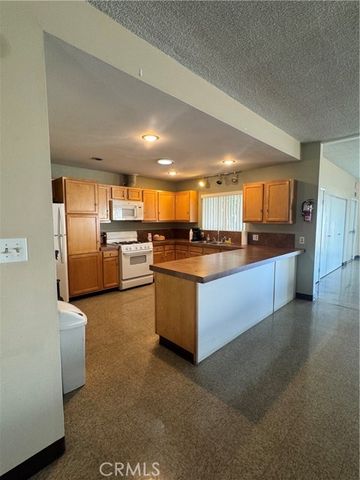 301 E Foothill 063, Pomona, CA 91767