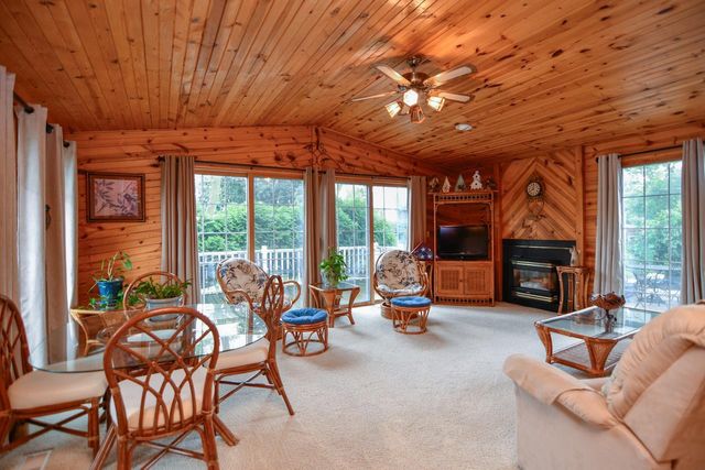 1441 LINDALE LANE, Green Bay, WI 54313
