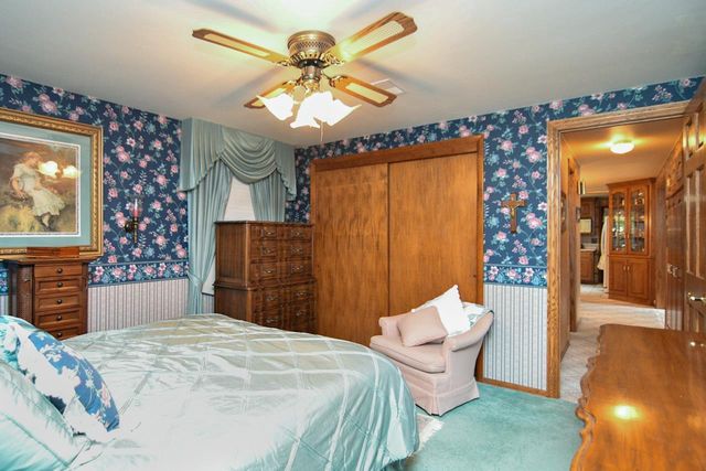 1441 LINDALE LANE, Green Bay, WI 54313