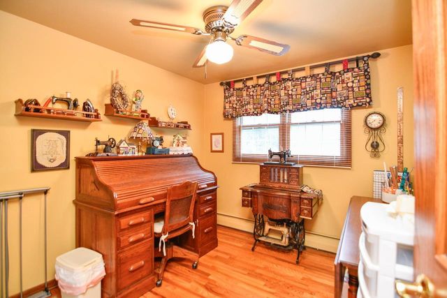 1441 LINDALE LANE, Green Bay, WI 54313