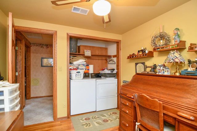 1441 LINDALE LANE, Green Bay, WI 54313