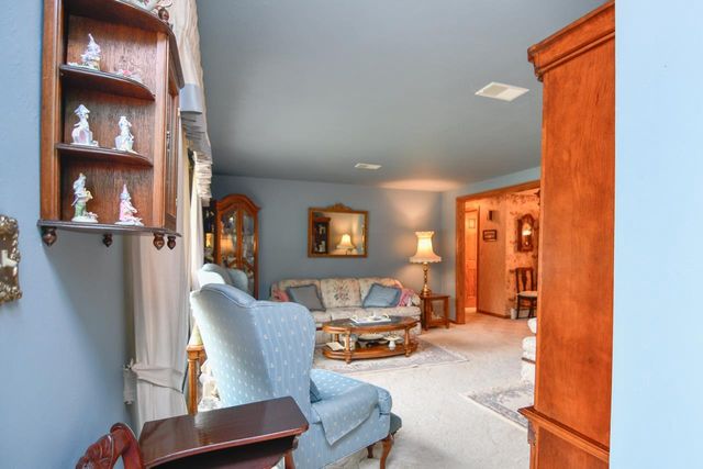 1441 LINDALE LANE, Green Bay, WI 54313