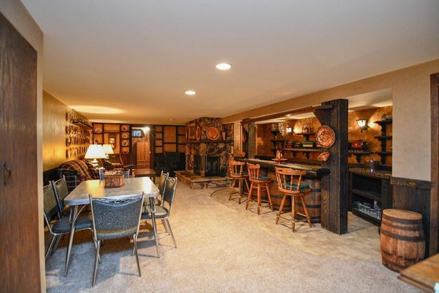 1441 LINDALE LANE, Green Bay, WI 54313