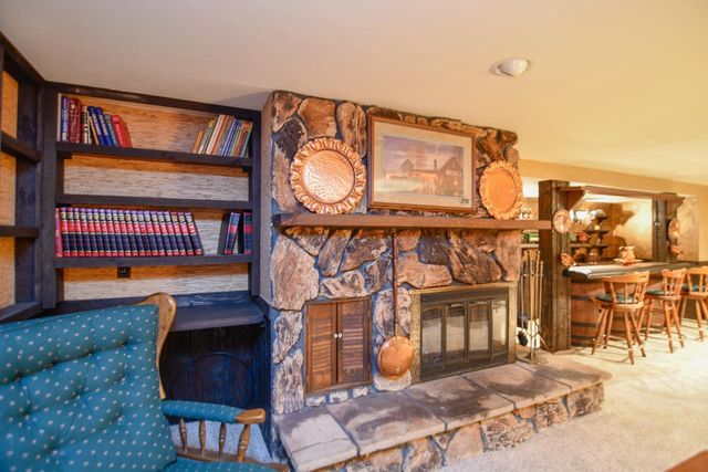 1441 LINDALE LANE, Green Bay, WI 54313