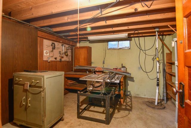 1441 LINDALE LANE, Green Bay, WI 54313