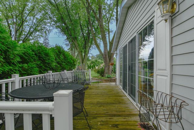 1441 LINDALE LANE, Green Bay, WI 54313