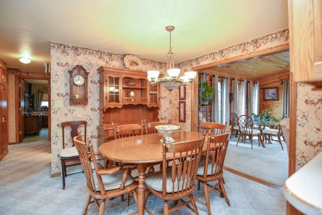 1441 LINDALE LANE, Green Bay, WI 54313