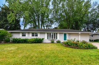 1441 LINDALE LANE, Green Bay, WI 54313