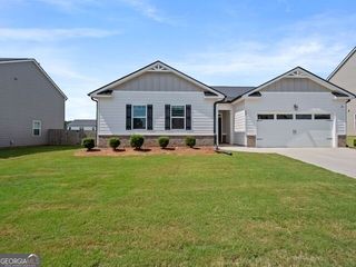 647 Graham Campbell Lane, Statham, GA 30666