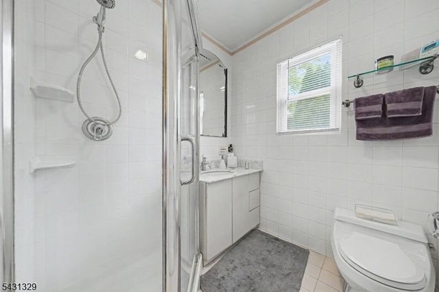 287 Madison Ave, New Milford Boro, NJ 07646