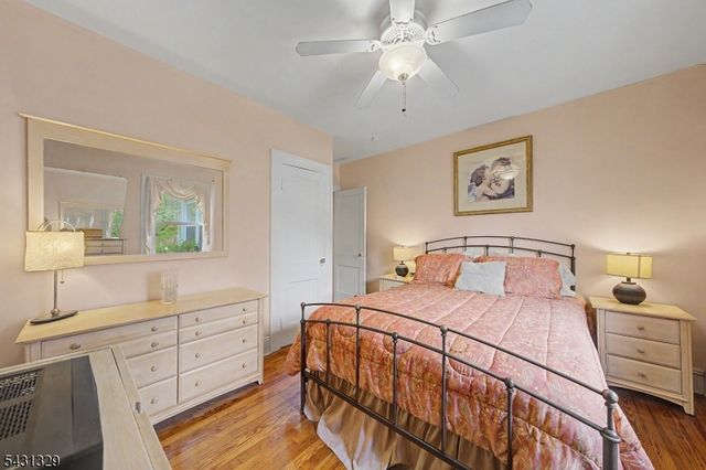 287 Madison Ave, New Milford Boro, NJ 07646