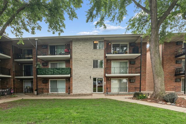 3943 W 104th Street 3B, Chicago, IL 60655