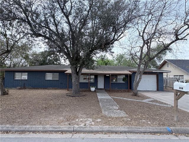 304 E 6th Street, San Juan, TX 78589