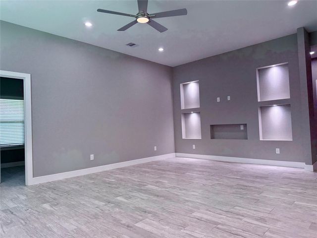 16119 Port O Call Street, Crosby, TX 77532