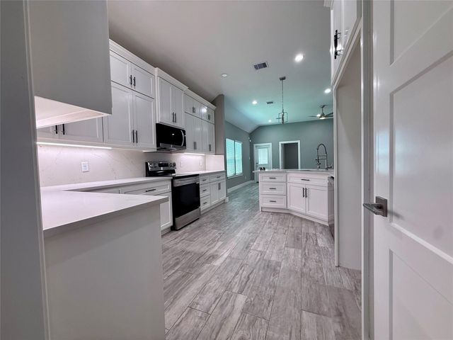 16119 Port O Call Street, Crosby, TX 77532