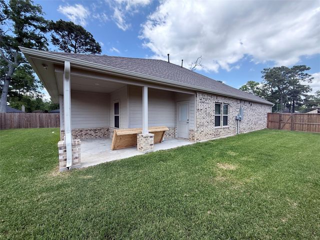 16119 Port O Call Street, Crosby, TX 77532