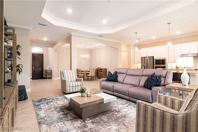 28072 Foxrock CT, Bonita Springs, FL 34135