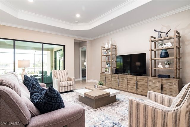 28072 Foxrock CT, Bonita Springs, FL 34135