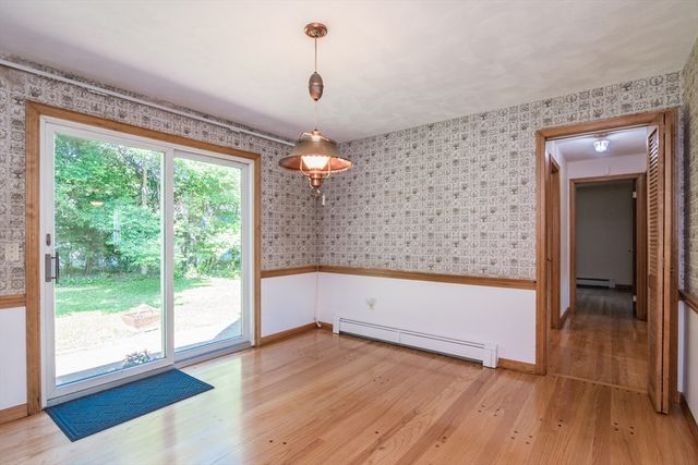 208 Rolling Ridge Rd, Amherst, MA 01002
