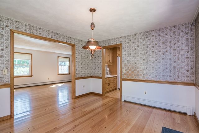 208 Rolling Ridge Rd, Amherst, MA 01002