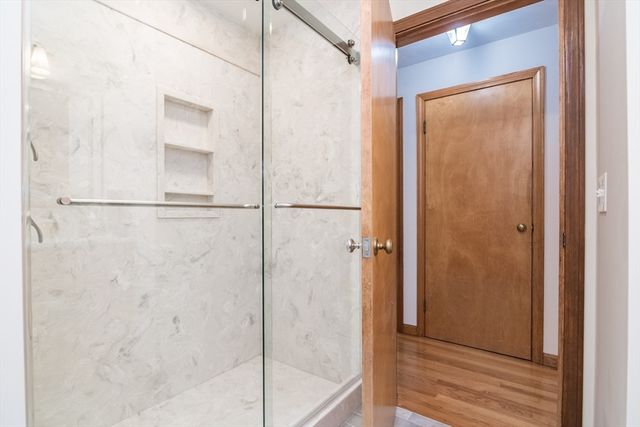 208 Rolling Ridge Rd, Amherst, MA 01002