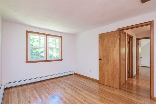 208 Rolling Ridge Rd, Amherst, MA 01002